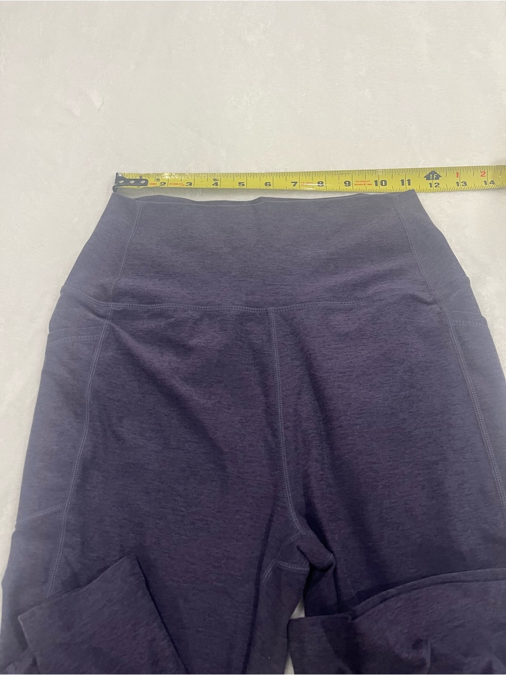Kirkland Signature Ladies Brushed Mini Flare Yoga Pants - Size Medium - Picture 3 of 7